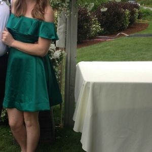 Macy’s Sequin Hearts Forest Green Dress Size 5